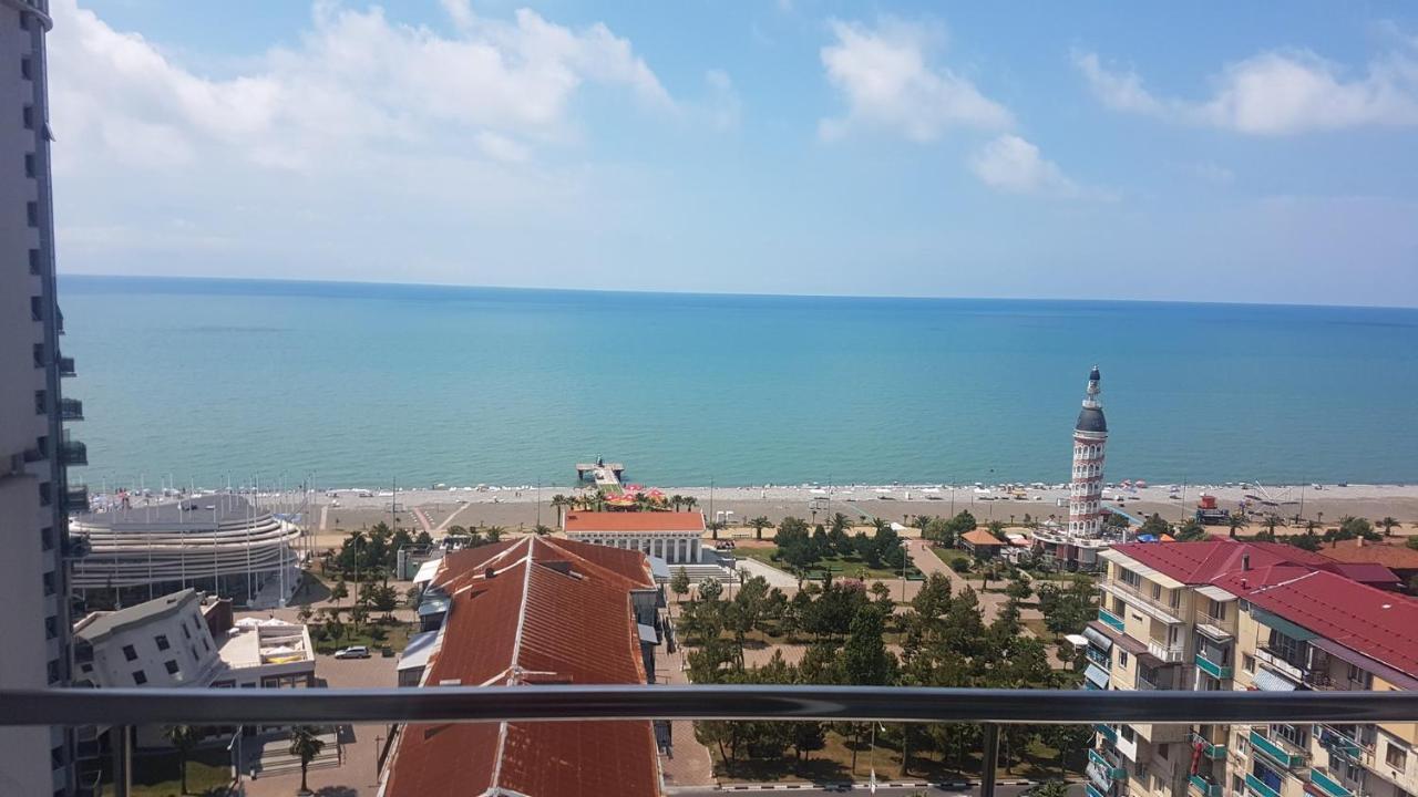 West Apartments Batumi Exterior foto