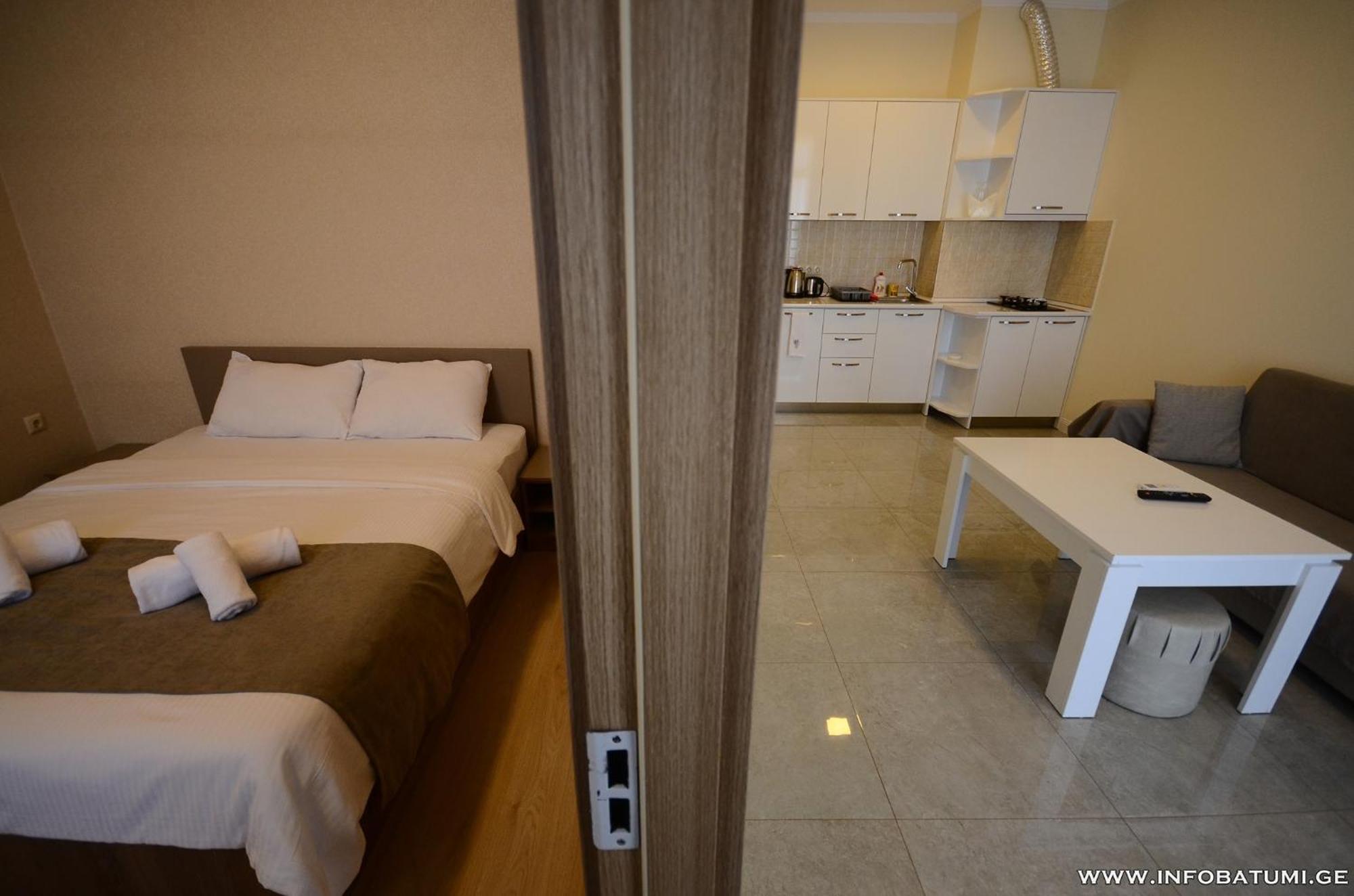 West Apartments Batumi Exterior foto